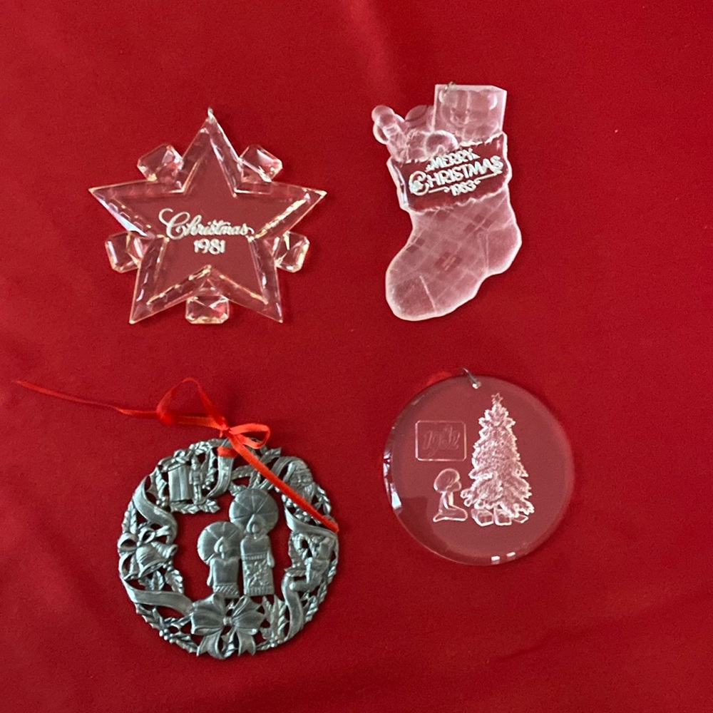 Bundle of 4 dated Holiday Tree Ornaments.